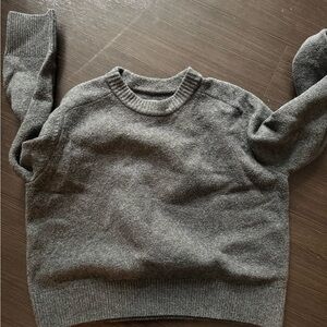 Abercrombie & Fitch Gray Crew Neck Sweater